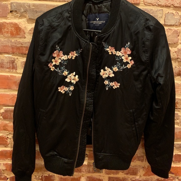 American Eagle Floral Bomber - Picture 1 of 2